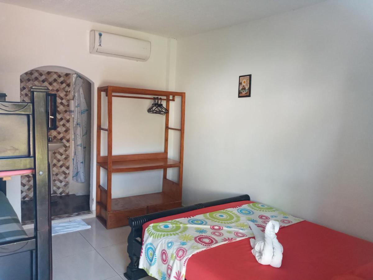 Hostal Cuyagua Palomino Eksteriør billede
