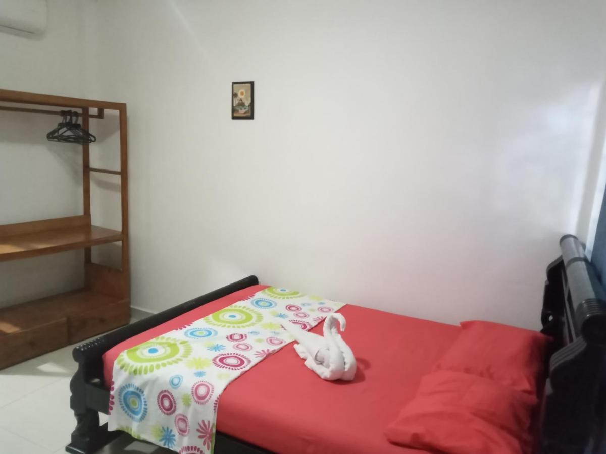 Hostal Cuyagua Palomino Eksteriør billede